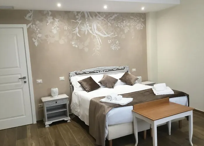 ゲストハウス Cavaliere &