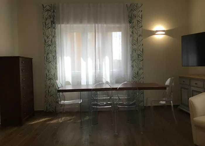 Cavaliere & ゲストハウス 4*