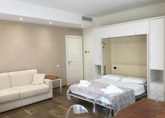 ゲストハウス Cavaliere & マテーラ